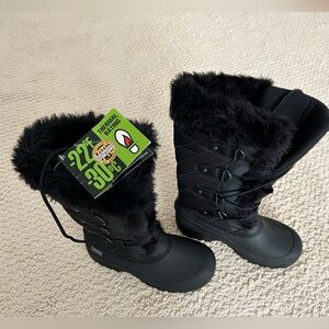 TUNDRA Diana Thermal Boots - Size 5 - NWT